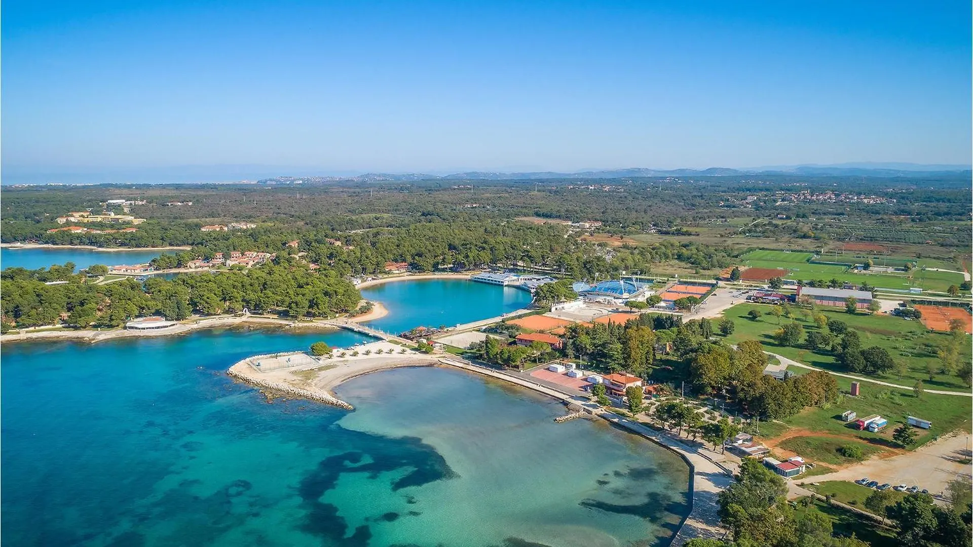 Pet Friendly Apartment In Umag With Kitchen